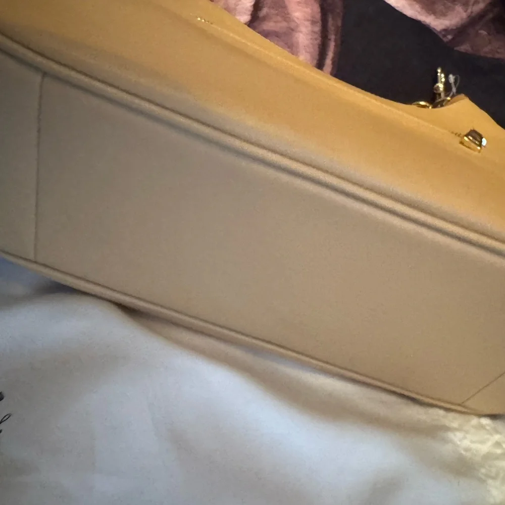 Coach Tan Leather Shoulder Bag with Ruffled Detail - Picture 5 of 11